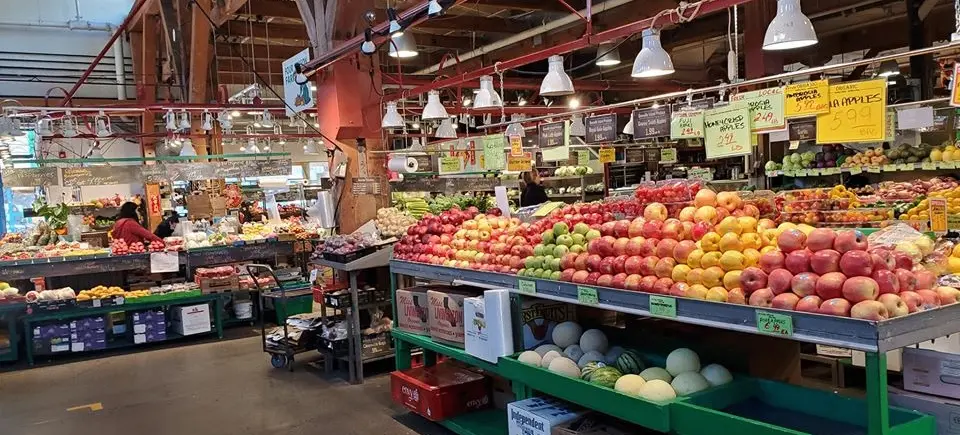 w-960h-720-31bbea-market charles