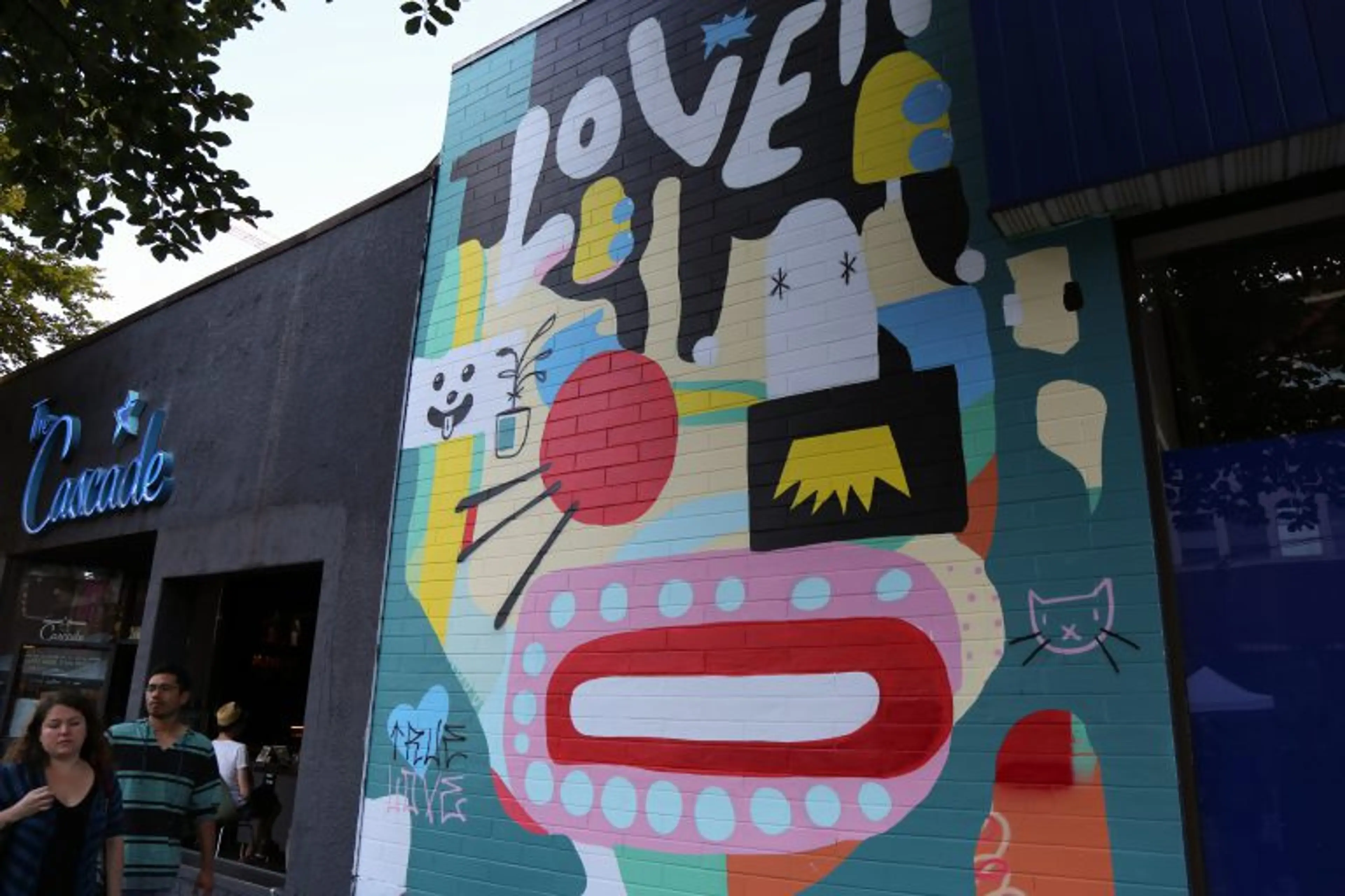 Mural by Justin Broadbent, @keithdungeon 