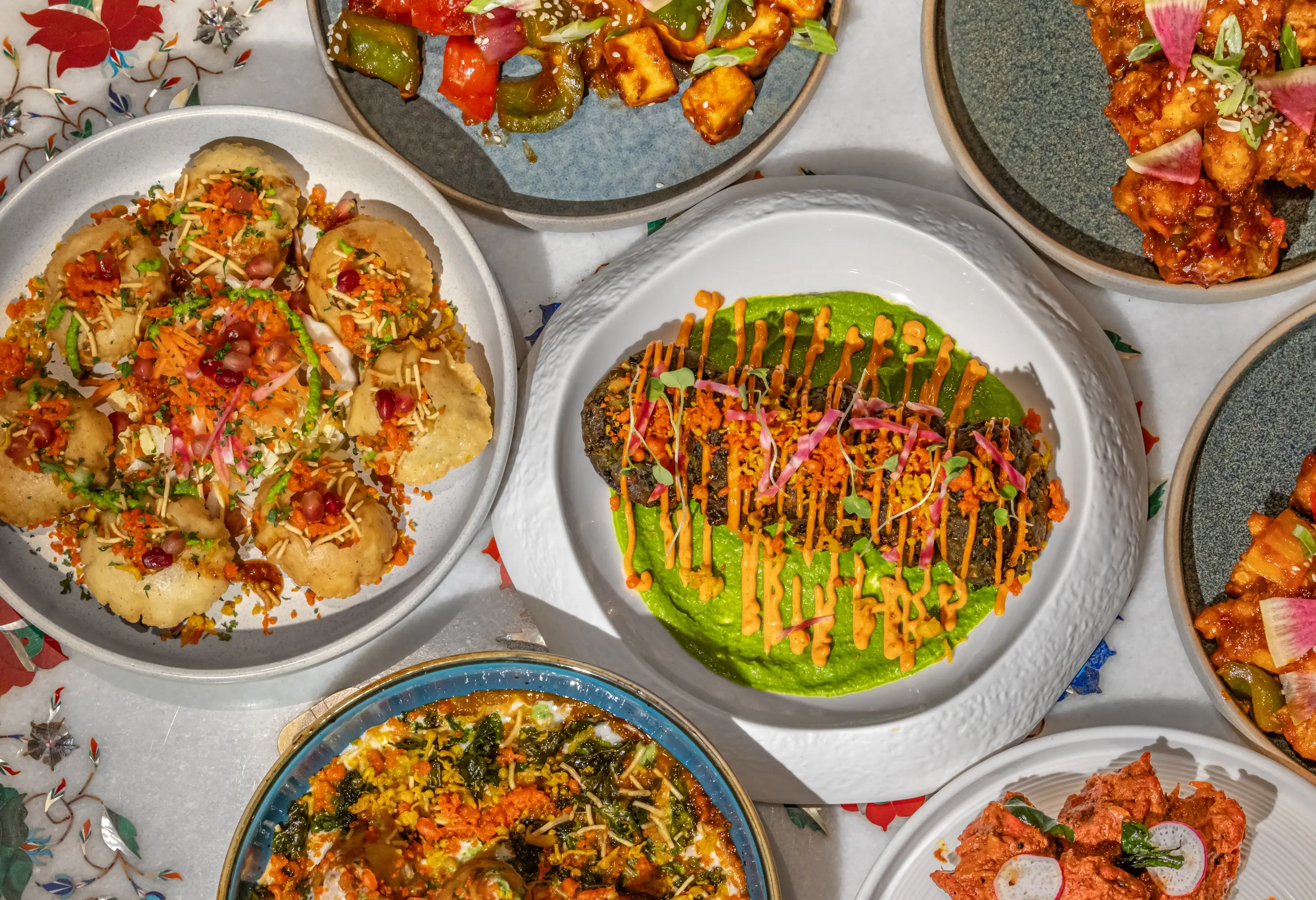 DesiIndianLounge_Hero_2880x2304_FC6396ED-0B28-44BE-9E1EEB571DB9C0CB_b5a9ae99-de57-4652-a85300afaa2c438a