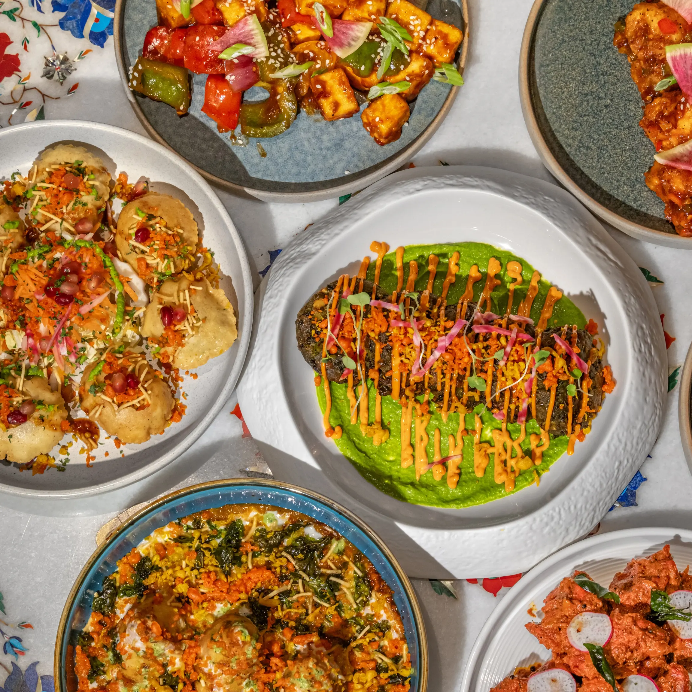 DesiIndianLounge_Hero_2880x2304_FC6396ED-0B28-44BE-9E1EEB571DB9C0CB_b5a9ae99-de57-4652-a85300afaa2c438a