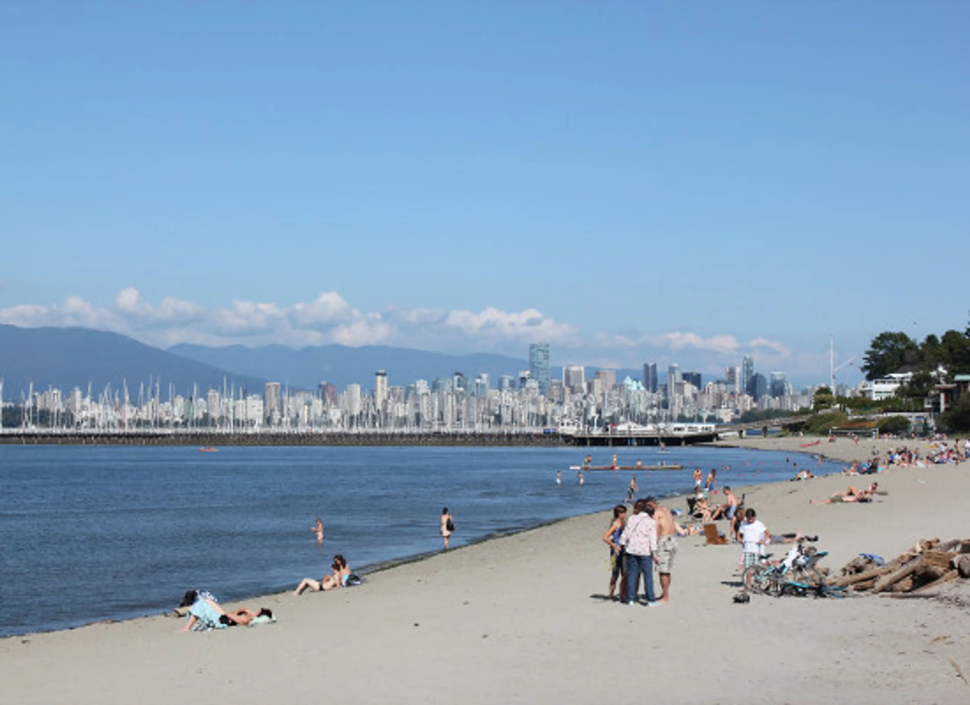 photo: travelingcanucks.com