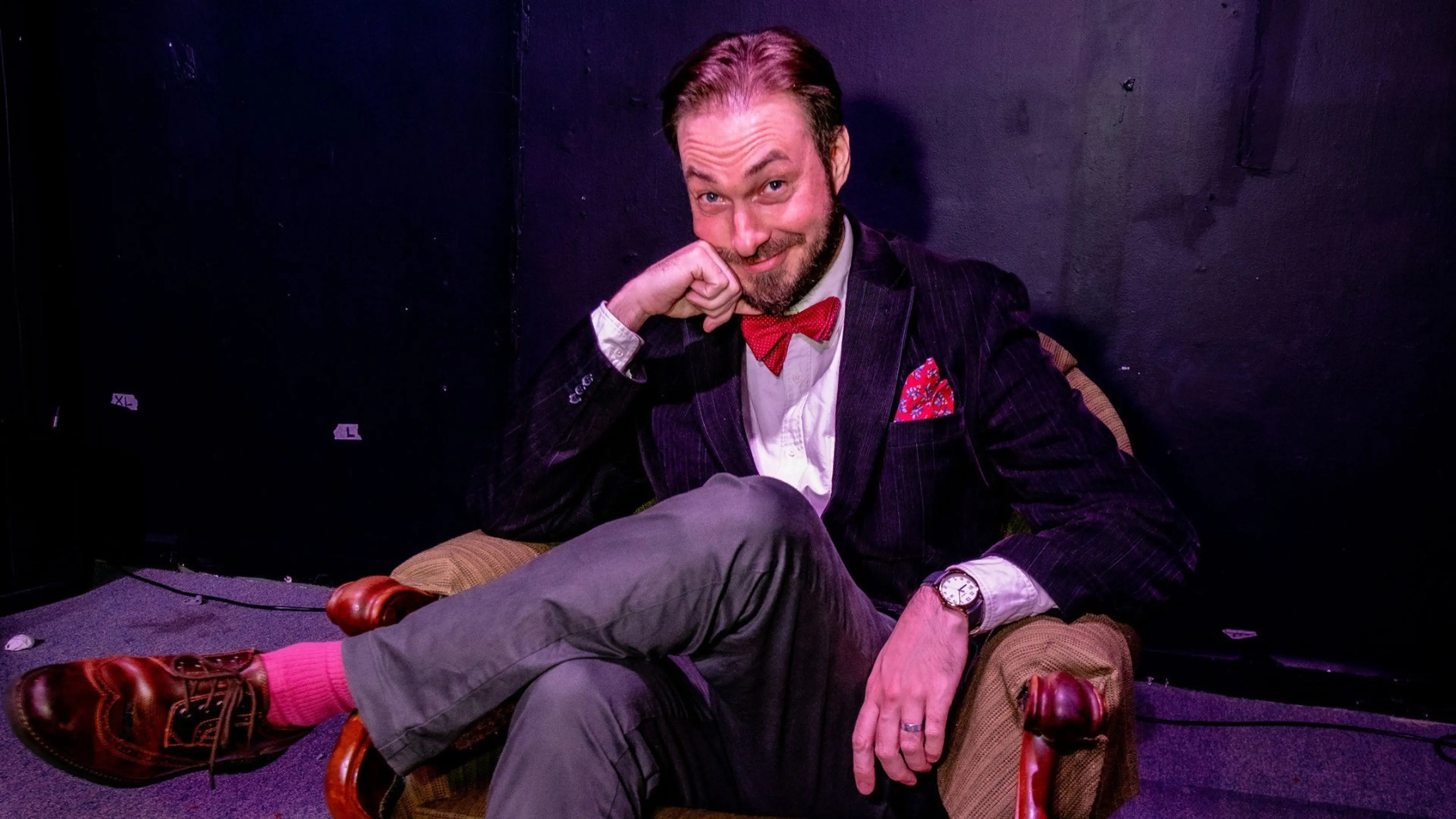 w-1920h-1080-fee37f-Magic Everywhere-Rob Teszka