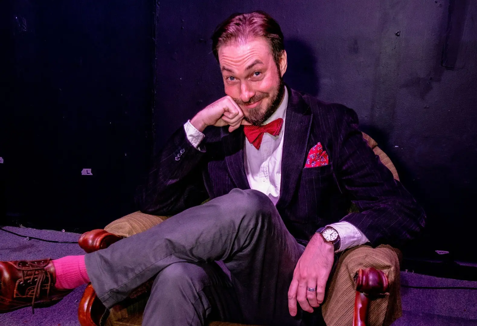 w-1920h-1080-fee37f-Magic Everywhere-Rob Teszka