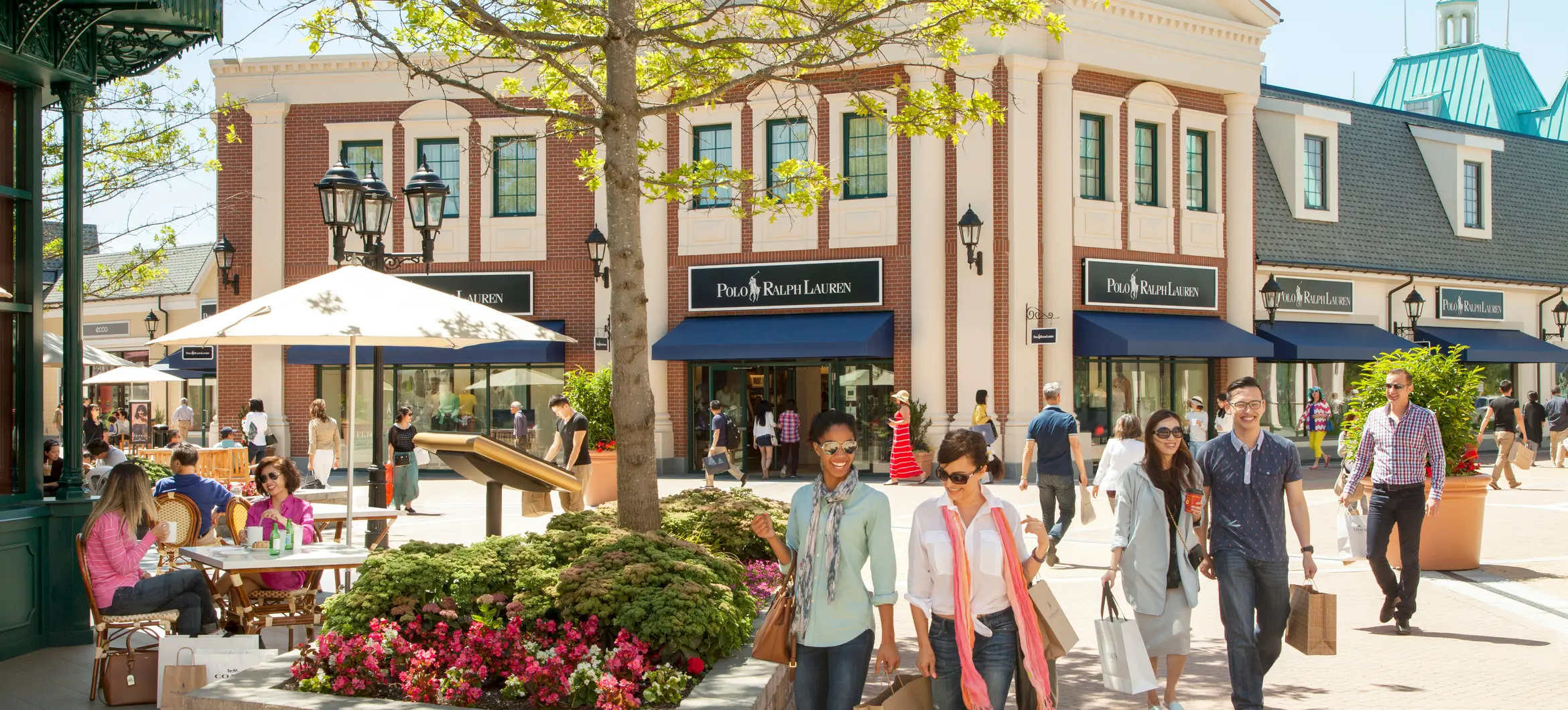 Shopping at McArthurGlen Designer Outlet