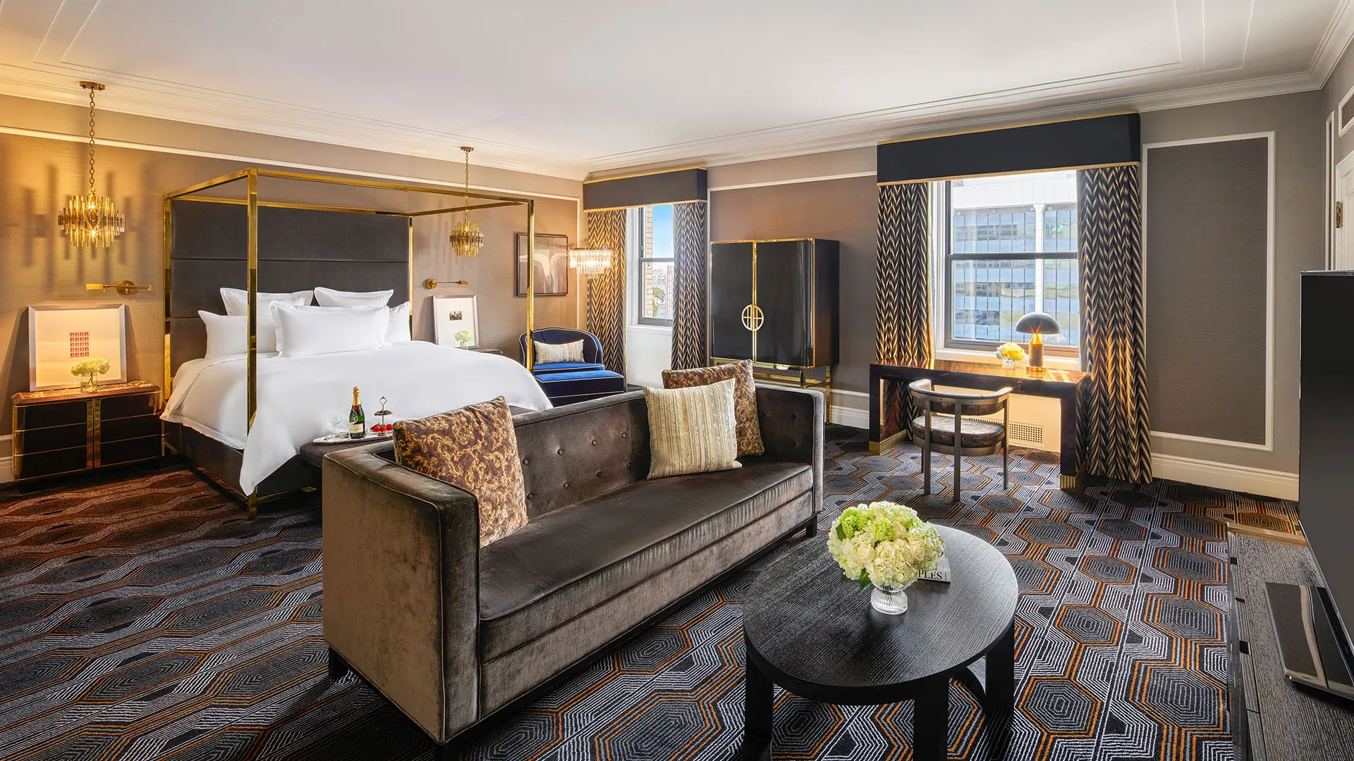 Lieutenant Governor's Suite Bedroom Room | Fairmont Hotel Vancouver